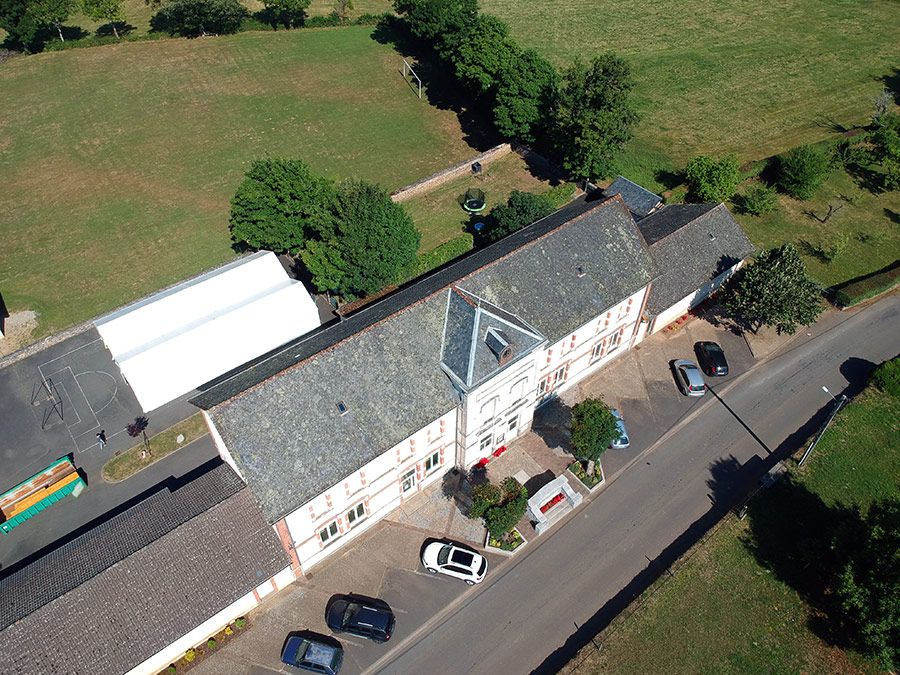 Mairie de Saint-Santin-Cantalès